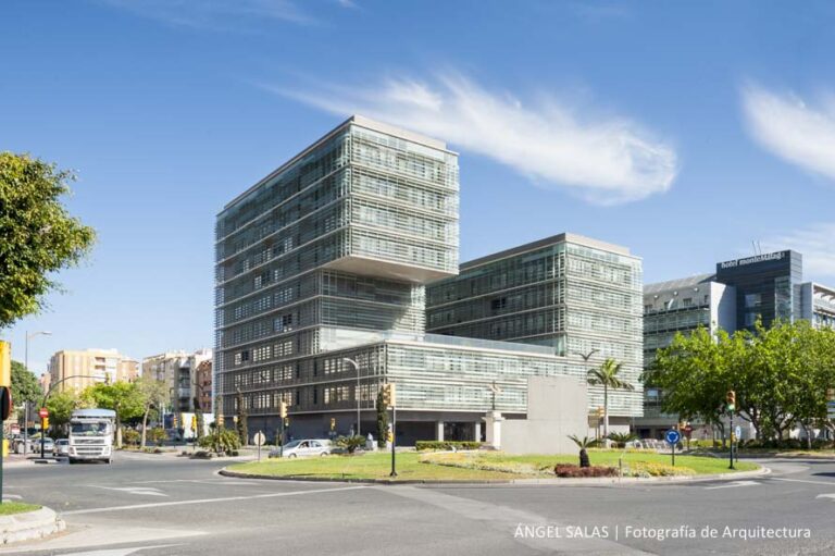 Edificio Múltiple de Servicios Municipales de Málaga